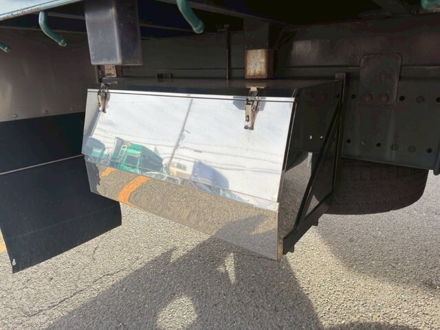 日野プロフィアアルミブロック大型（10t）[写真09]