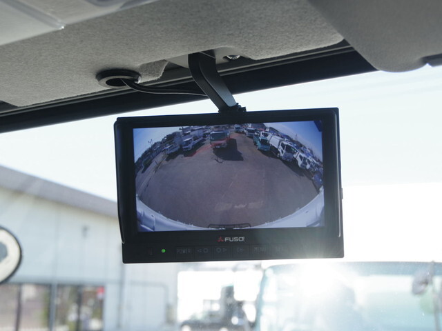 三菱ふそうファイター冷凍車（冷蔵車）中型（4t）[写真24]