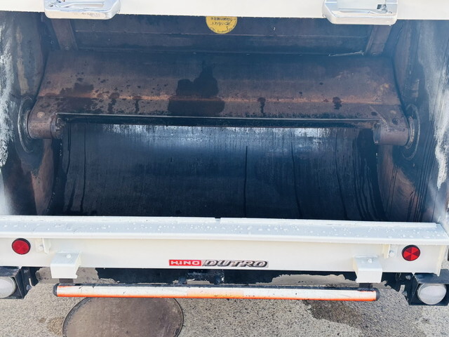日野デュトロパッカー車（塵芥車）小型（2t・3t）[写真10]
