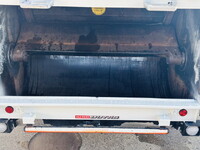 日野デュトロパッカー車（塵芥車）小型（2t・3t）[写真11]