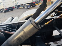 日野デュトロパッカー車（塵芥車）小型（2t・3t）[写真27]