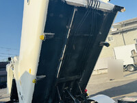 日野デュトロパッカー車（塵芥車）小型（2t・3t）[写真28]