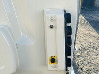 日野デュトロパッカー車（塵芥車）小型（2t・3t）[写真07]