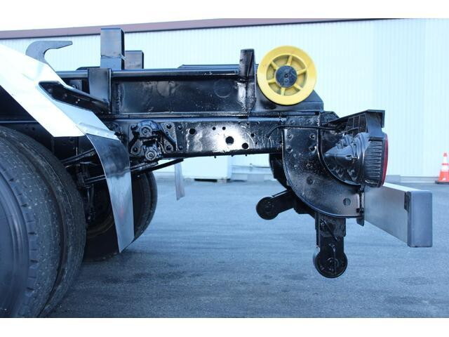 三菱ふそうファイターコンテナ専用車中型（4t）[写真19]