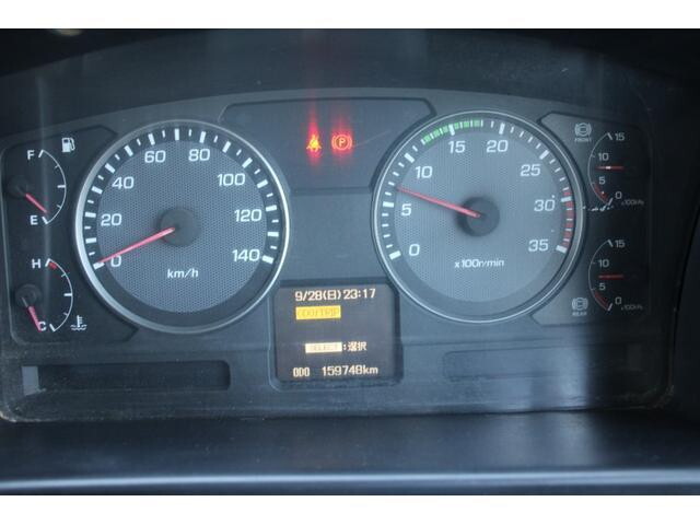 三菱ふそうファイターコンテナ専用車中型（4t）[写真28]