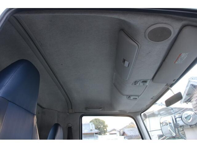 三菱ふそうファイターコンテナ専用車中型（4t）[写真34]