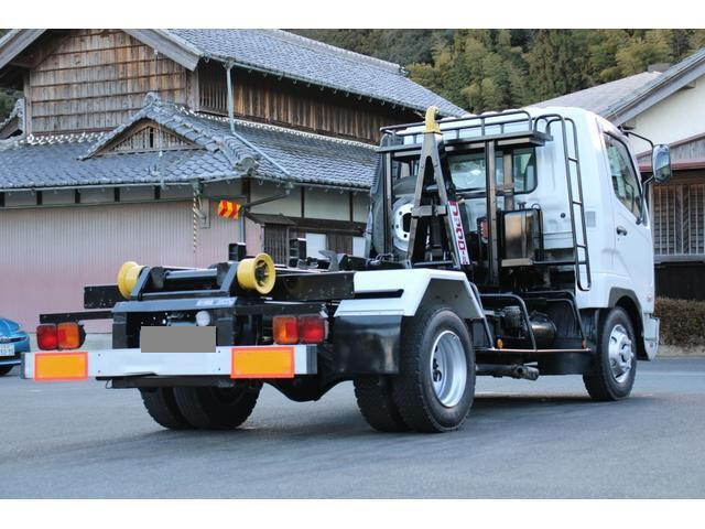 三菱ふそうファイターコンテナ専用車中型（4t）[写真04]