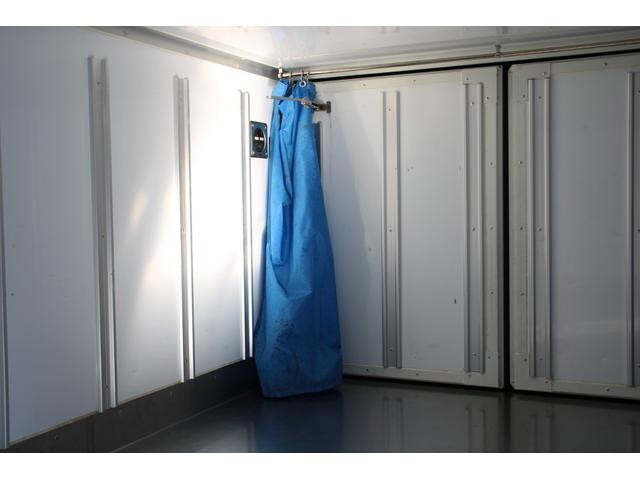 日産アトラス冷凍車（冷蔵車）小型（2t・3t）[写真18]