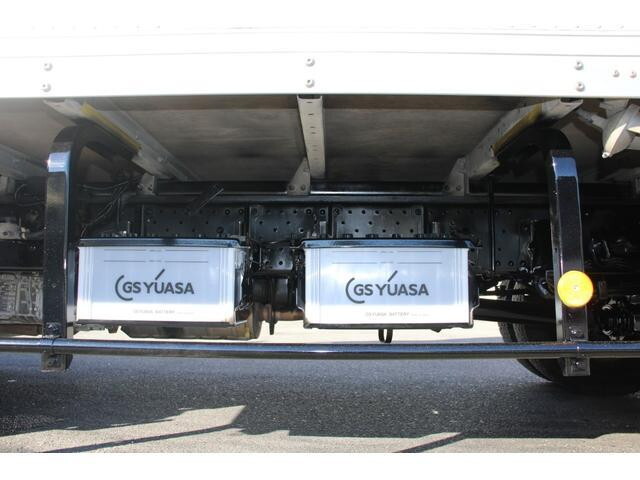 いすゞエルフアルミバン小型（2t・3t）[写真21]