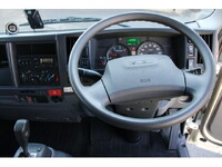 いすゞエルフアルミバン小型（2t・3t）[写真30]