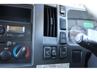 いすゞエルフアルミバン小型（2t・3t）[写真33]