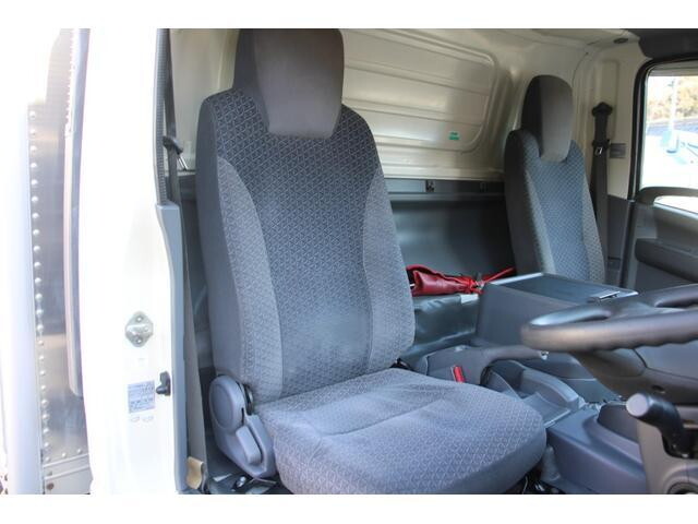 いすゞエルフアルミバン小型（2t・3t）[写真34]