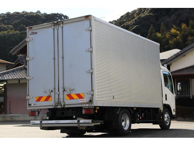 いすゞエルフアルミバン小型（2t・3t）[写真04]