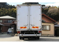 いすゞエルフアルミバン小型（2t・3t）[写真08]