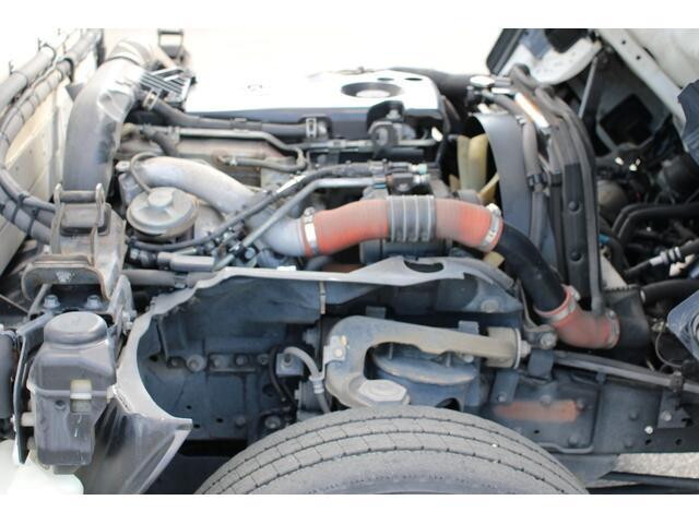 いすゞエルフ冷凍車（冷蔵車）小型（2t・3t）[写真11]