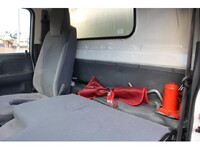 いすゞエルフ冷凍車（冷蔵車）小型（2t・3t）[写真40]