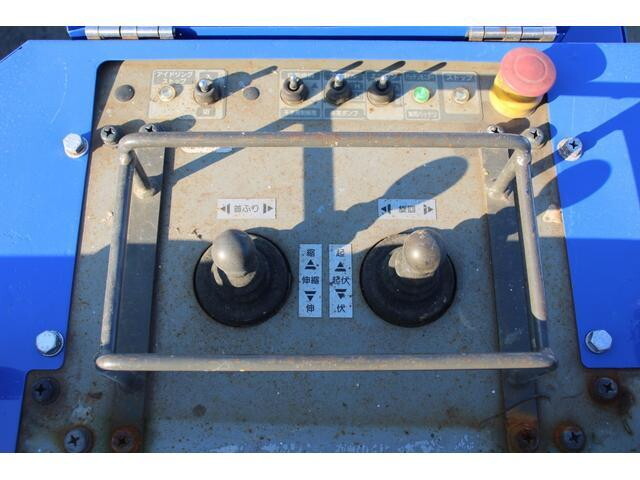 いすゞエルフ高所作業車小型（2t・3t）[写真15]