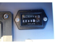 いすゞエルフ高所作業車小型（2t・3t）[写真17]