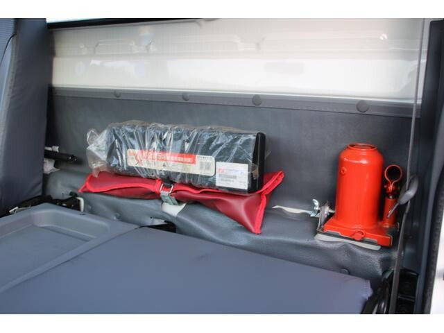 いすゞエルフ高所作業車小型（2t・3t）[写真38]