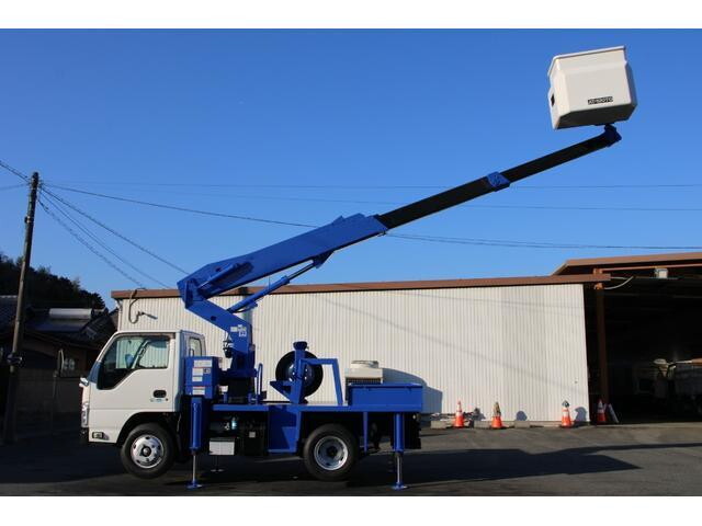 いすゞエルフ高所作業車小型（2t・3t）[写真06]
