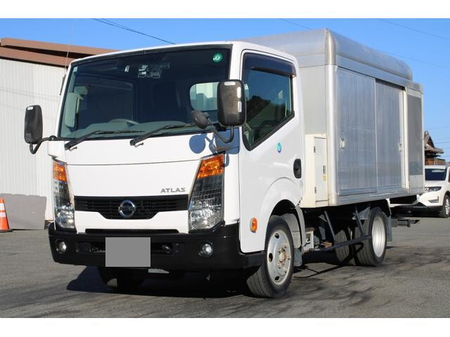 日産アトラスボトルバン小型（2t・3t）[写真03]