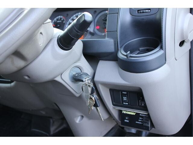 日産アトラスボトルバン小型（2t・3t）[写真30]