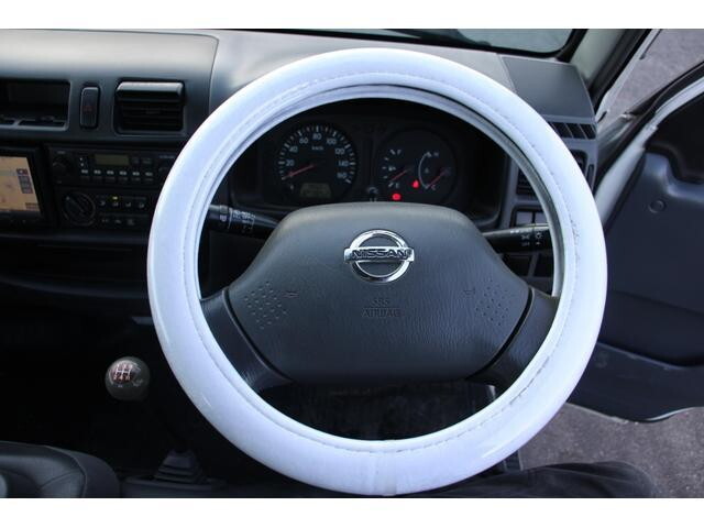 日産バネット平ボディ小型（2t・3t）[写真23]