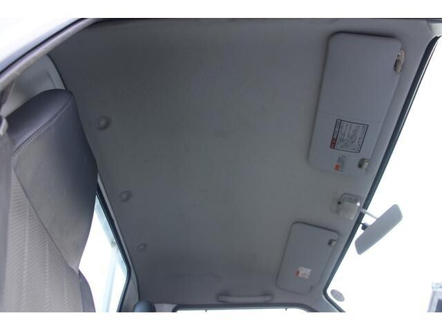 日産バネット平ボディ小型（2t・3t）[写真33]