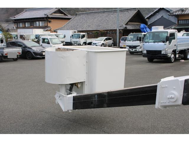 いすゞエルフ高所作業車小型（2t・3t）[写真17]