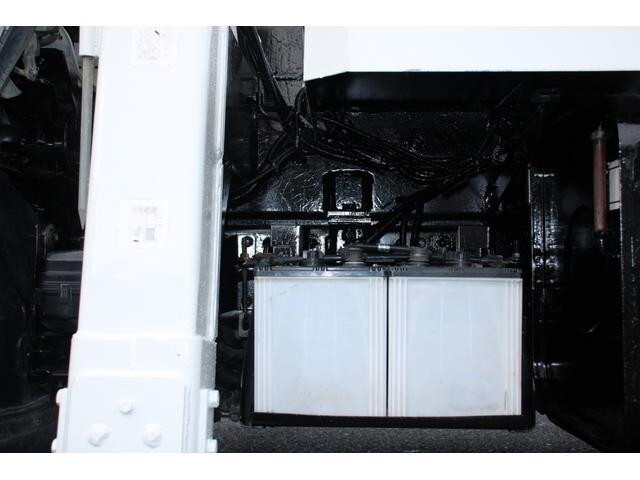 いすゞエルフ高所作業車小型（2t・3t）[写真22]