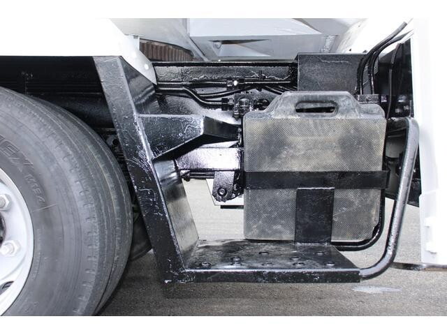 いすゞエルフ高所作業車小型（2t・3t）[写真27]