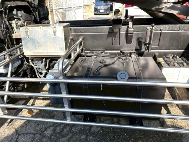 いすゞフォワード深ダンプ（土砂禁ダンプ）増トン（6t・8t）[写真17]