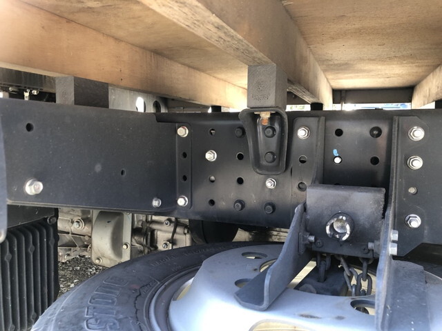 三菱ふそうキャンター平ボディ小型（2t・3t）[写真22]