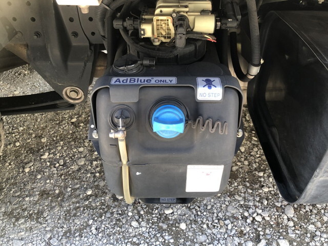 三菱ふそうキャンター平ボディ小型（2t・3t）[写真25]