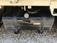 三菱ふそうキャンター平ボディ小型（2t・3t）[写真27]