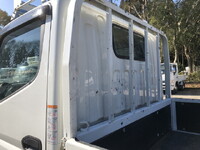 三菱ふそうキャンター平ボディ小型（2t・3t）[写真36]