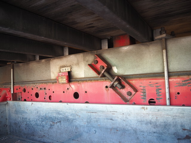 日野レンジャーアルミブロック中型（4t）[写真17]