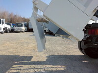 三菱ふそうキャンターダンプ小型（2t・3t）[写真12]