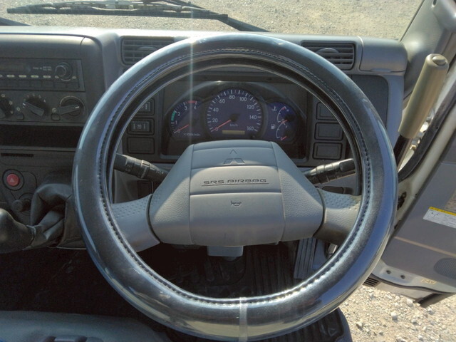 三菱ふそうキャンターダンプ小型（2t・3t）[写真30]