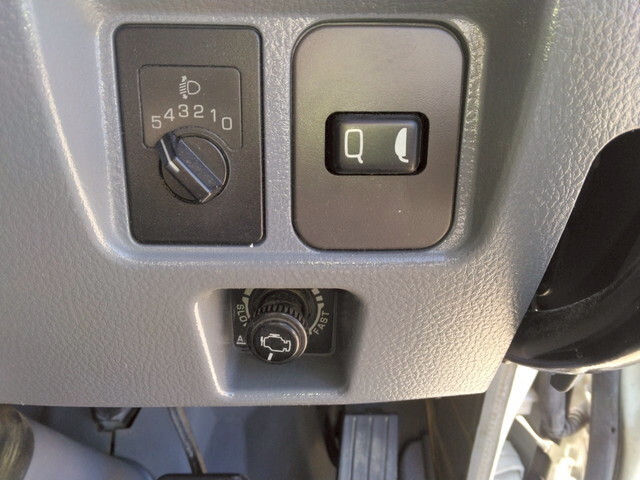 三菱ふそうキャンターダンプ小型（2t・3t）[写真31]