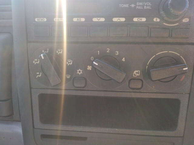 三菱ふそうキャンターダンプ小型（2t・3t）[写真36]