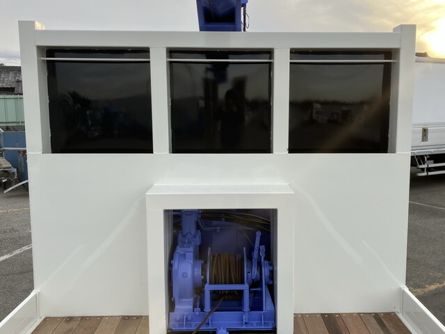 日野プロフィアセーフティクレーン4段大型（10t）[写真15]