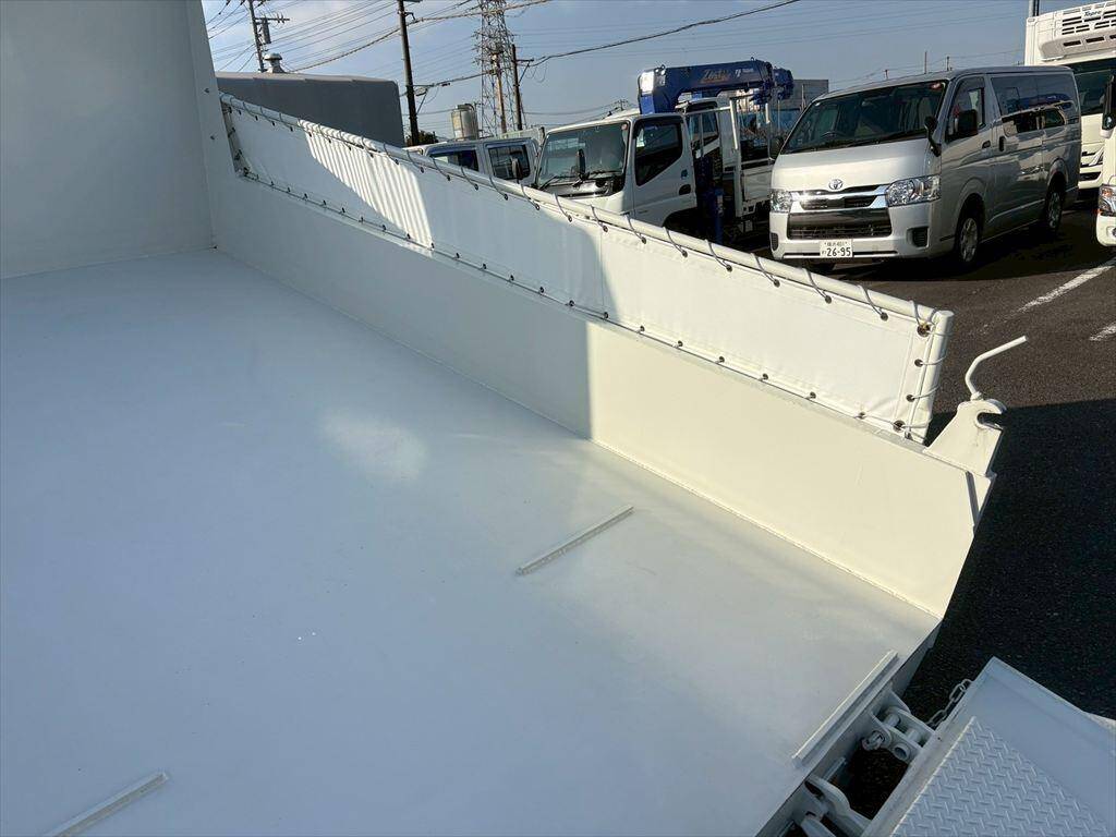 日野デュトロローダーダンプ小型（2t・3t）[写真10]