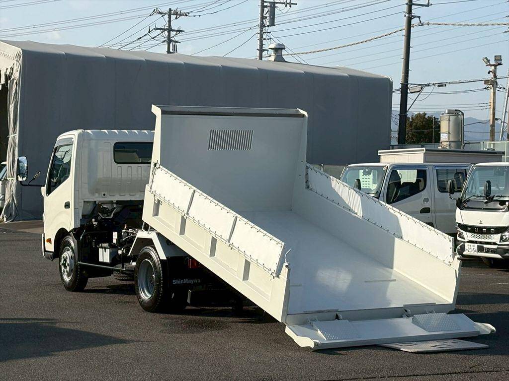 日野デュトロローダーダンプ小型（2t・3t）[写真11]
