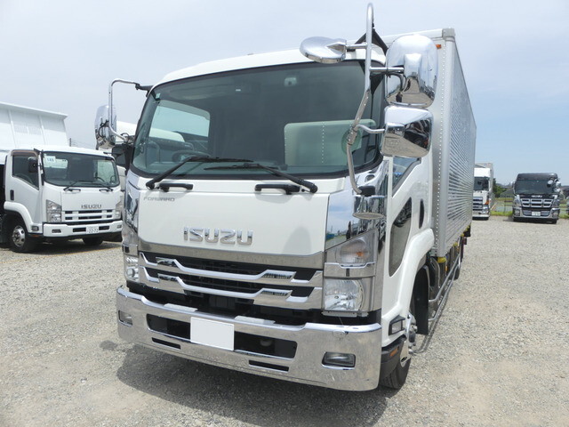 中古フォワードアルミバン