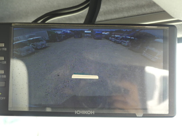 いすゞフォワードアルミバン中型（4t）[写真16]