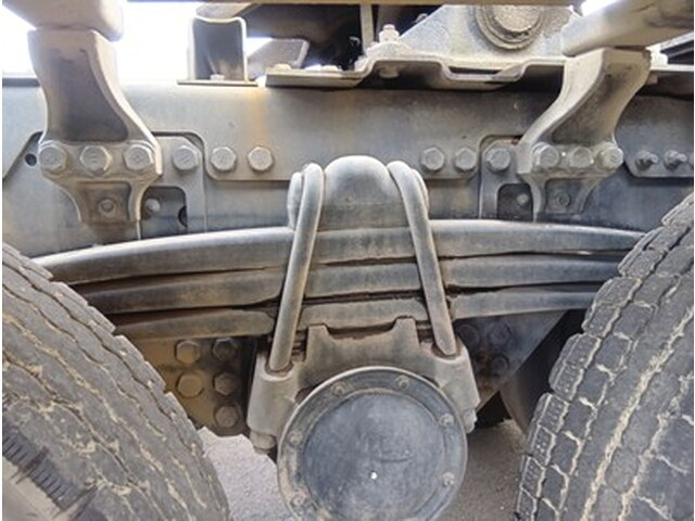 日野プロフィアトレーラーヘッド（トラクターヘッド）大型（10t）[写真10]