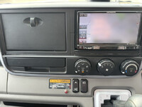 三菱ふそうキャンタークレーン3段小型（2t・3t）[写真12]