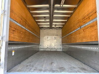 いすゞフォワードアルミウイング中型（4t）[写真11]