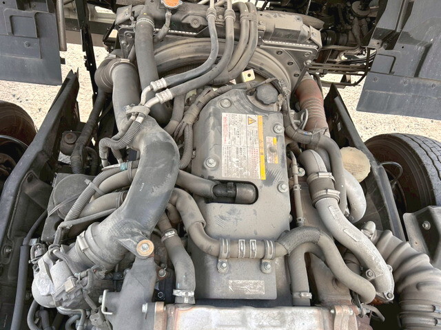 いすゞフォワードアルミウイング中型（4t）[写真19]